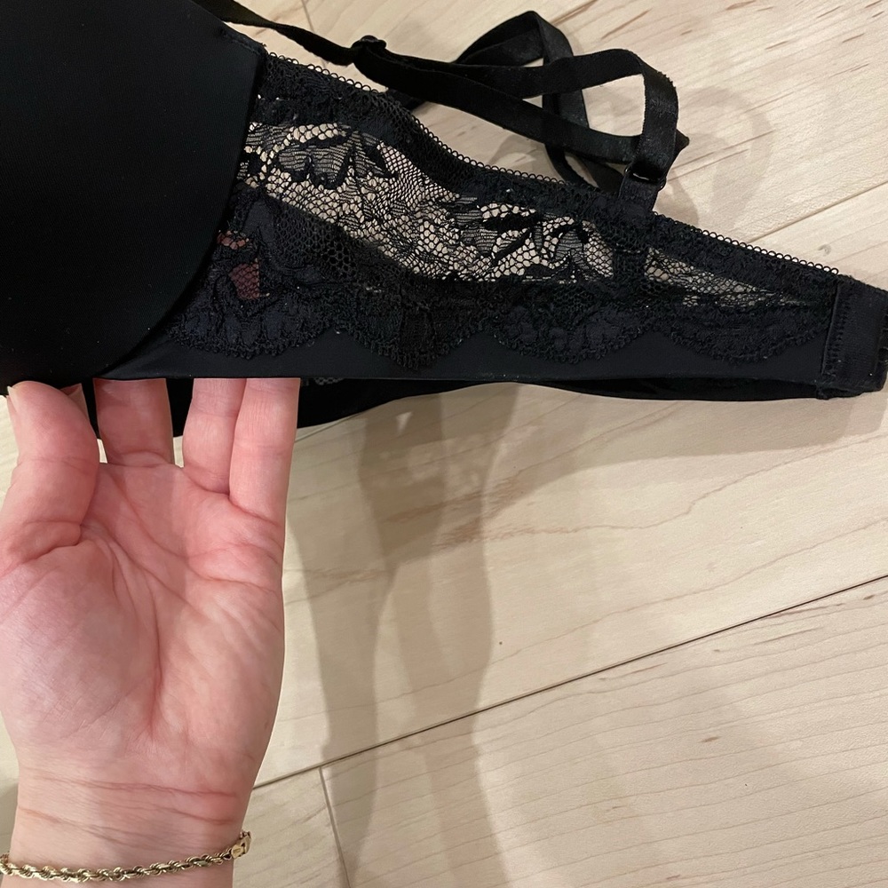 Calvin Klein bra - Picture 2 of 2